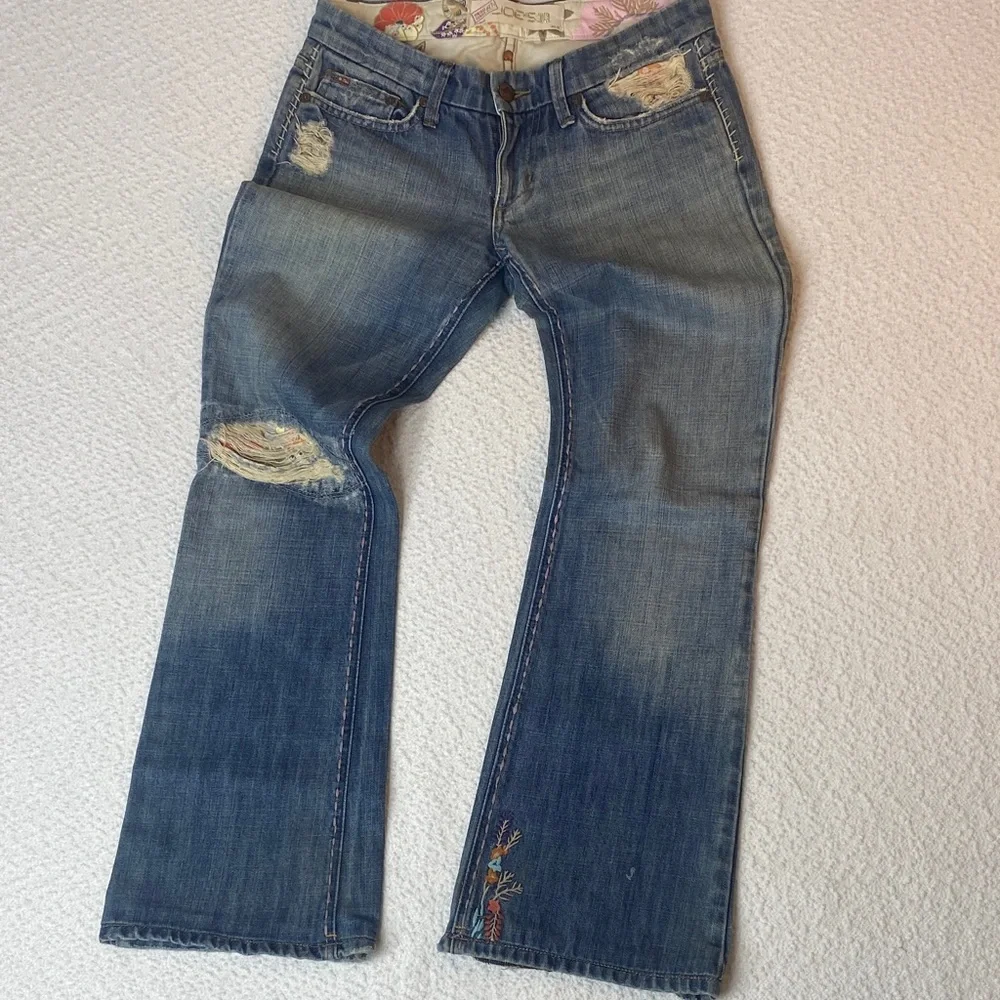 Joe's Jeans Low Rise Boho chic Embroidered Distressed and patchwork detail - Picture 1 of 14
